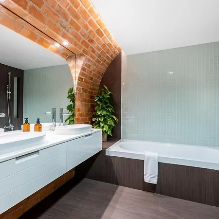 The Old Brick Factory Apartment *
